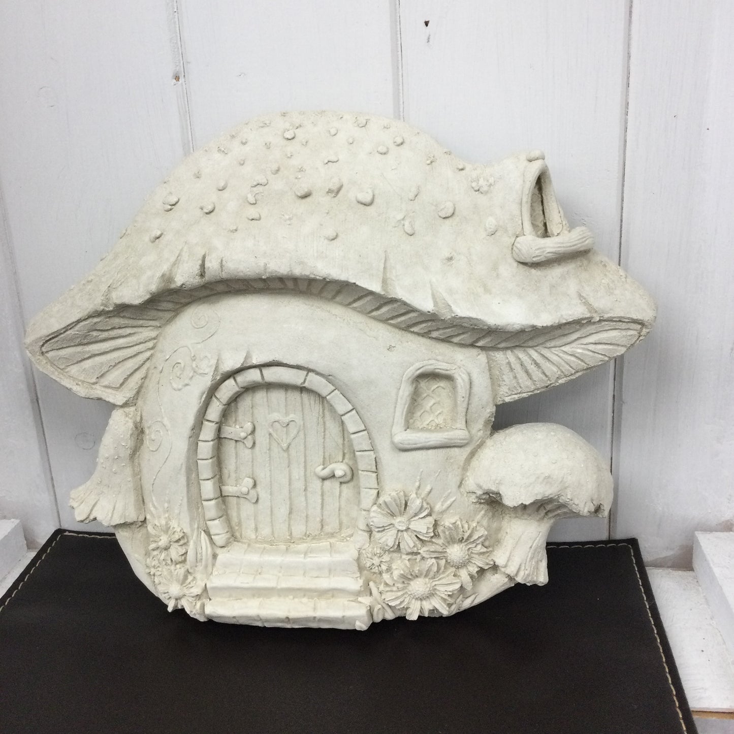 Toadstool Fairy Door