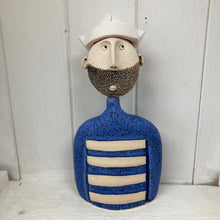 Afbeelding in Gallery-weergave laden, Sailor Bust
