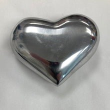 Load image into Gallery viewer, Heart Paperweight
