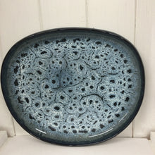 Cargar imagen en el visor de la galería, Blue Shallow Dish
