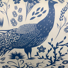 Charger l&#39;image dans la galerie, Papier d&#39;emballage recyclé
