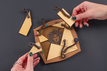 Cargar imagen en el visor de la galería, Medusa&#39;s Puzzle
