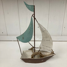 Afbeelding in Gallery-weergave laden, Sailboats
