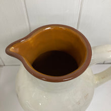 Afbeelding in Gallery-weergave laden, Small Rustic Cream Jug
