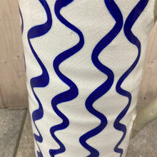 Cargar imagen en el visor de la galería, Blue/White Jug
