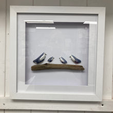 Load image into Gallery viewer, Mussel Shell Gull Pictures
