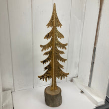 Afbeelding in Gallery-weergave laden, Metal Tree on Log Base
