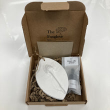 Afbeelding in Gallery-weergave laden, Rose Botanical Cast Diffuser
