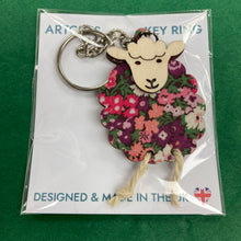 Cargar imagen en el visor de la galería, Keyring: Hettie Sheep
