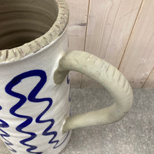 Cargar imagen en el visor de la galería, Blue/White Jug
