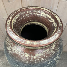 Charger l&#39;image dans la galerie, Large Grey Barrel Vase
