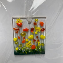 Charger l&#39;image dans la galerie, Pam Peters : Cartes à jetons suspendues en verre fondu 
