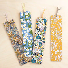 Cargar imagen en el visor de la galería, Liberty Print Bookmark
