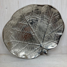 Load image into Gallery viewer, Geranium Leaf Dish - The Coast Office
