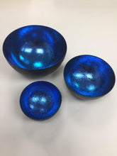 Cargar imagen en el visor de la galería, Set of 3 Tealight Holders - The Coast Office
