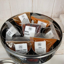 Afbeelding in Gallery-weergave laden, Spice Kitchen -Chilli Spice Tin - The Coast Office
