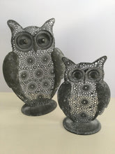 Cargar imagen en el visor de la galería, Filigree Decorative Owls - The Coast Office
