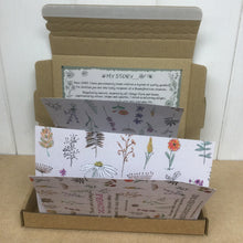Afbeelding in Gallery-weergave laden, Lelie, blad en kronkeldraadbloei (zwart)
