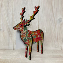 Charger l&#39;image dans la galerie, Small Standing, Wooden 3D Stag - The Coast Office
