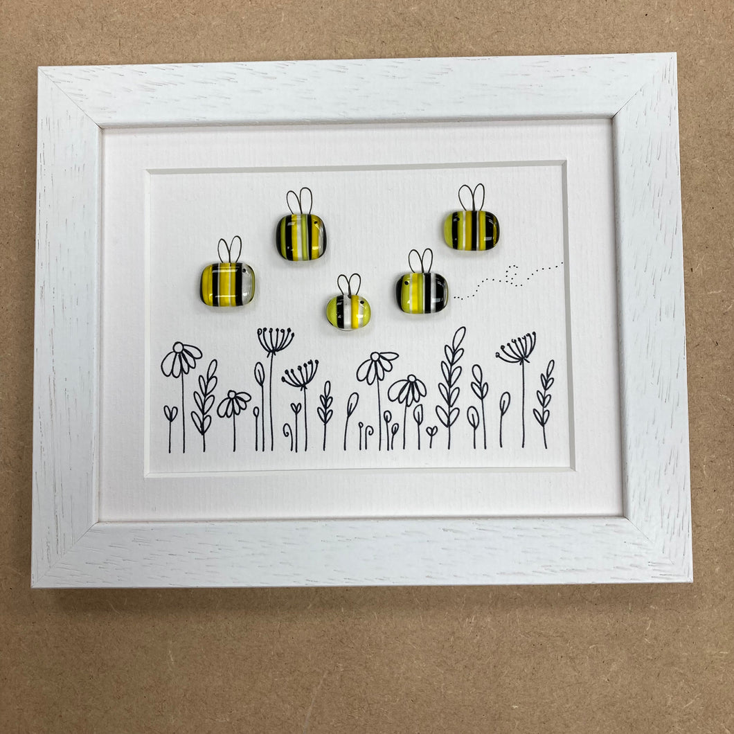 Five Bees (Medium)