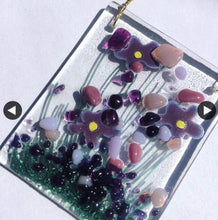 Cargar imagen en el visor de la galería, Pam Peters: Fused Glass Flower Tokens - The Coast Office
