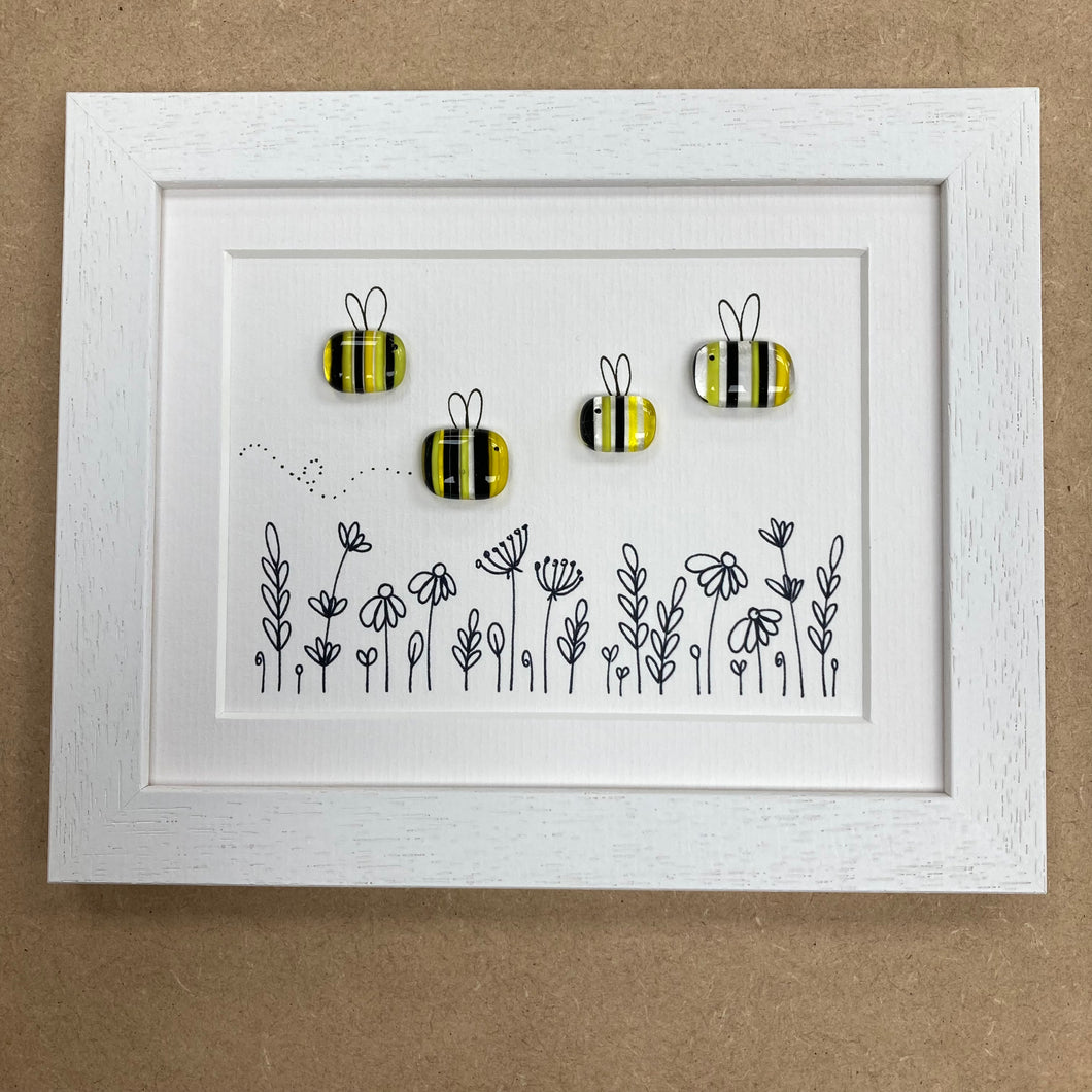 Quatre abeilles (moyennes)
