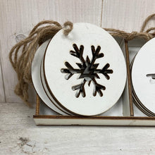 Charger l&#39;image dans la galerie, Angels and Snowflake Hangings - The Coast Office
